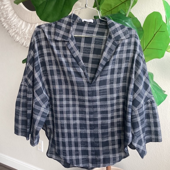 TOME New York check flutter sleeve henley blouse - Picture 2 of 14